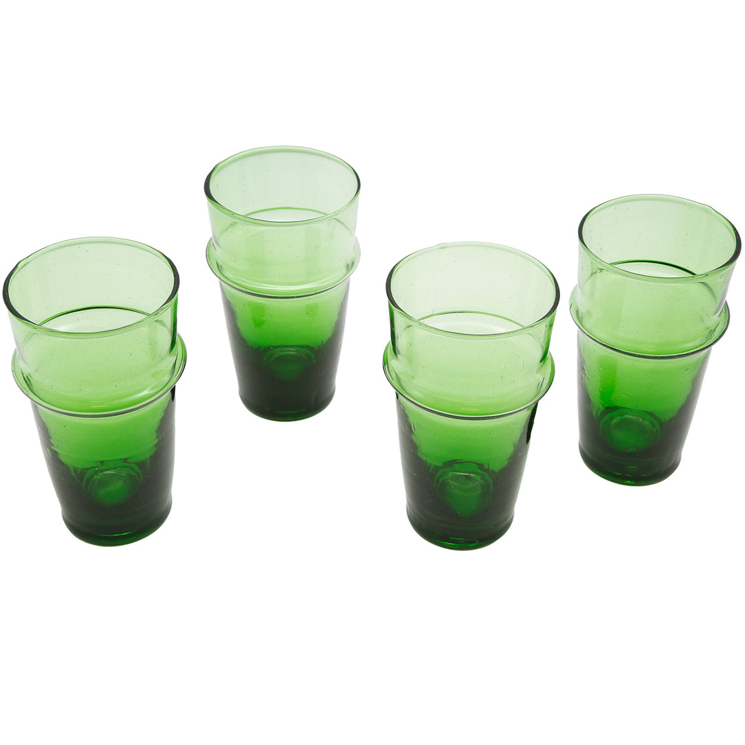 Grönt glasset i autentisk stil - perfekt för cocktails, iskaffe eller desserter