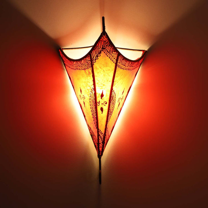 Marockansk vägglampa i läder Mouna