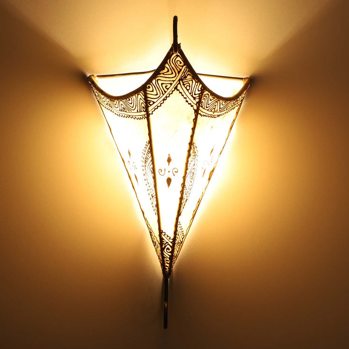 Marockansk vägglampa i läder Mouna