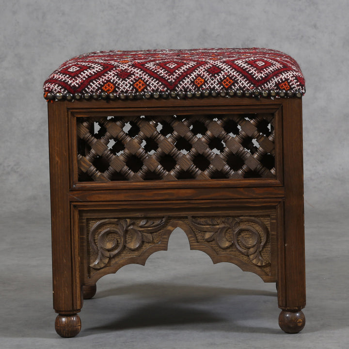 Orientalisk pall Sana