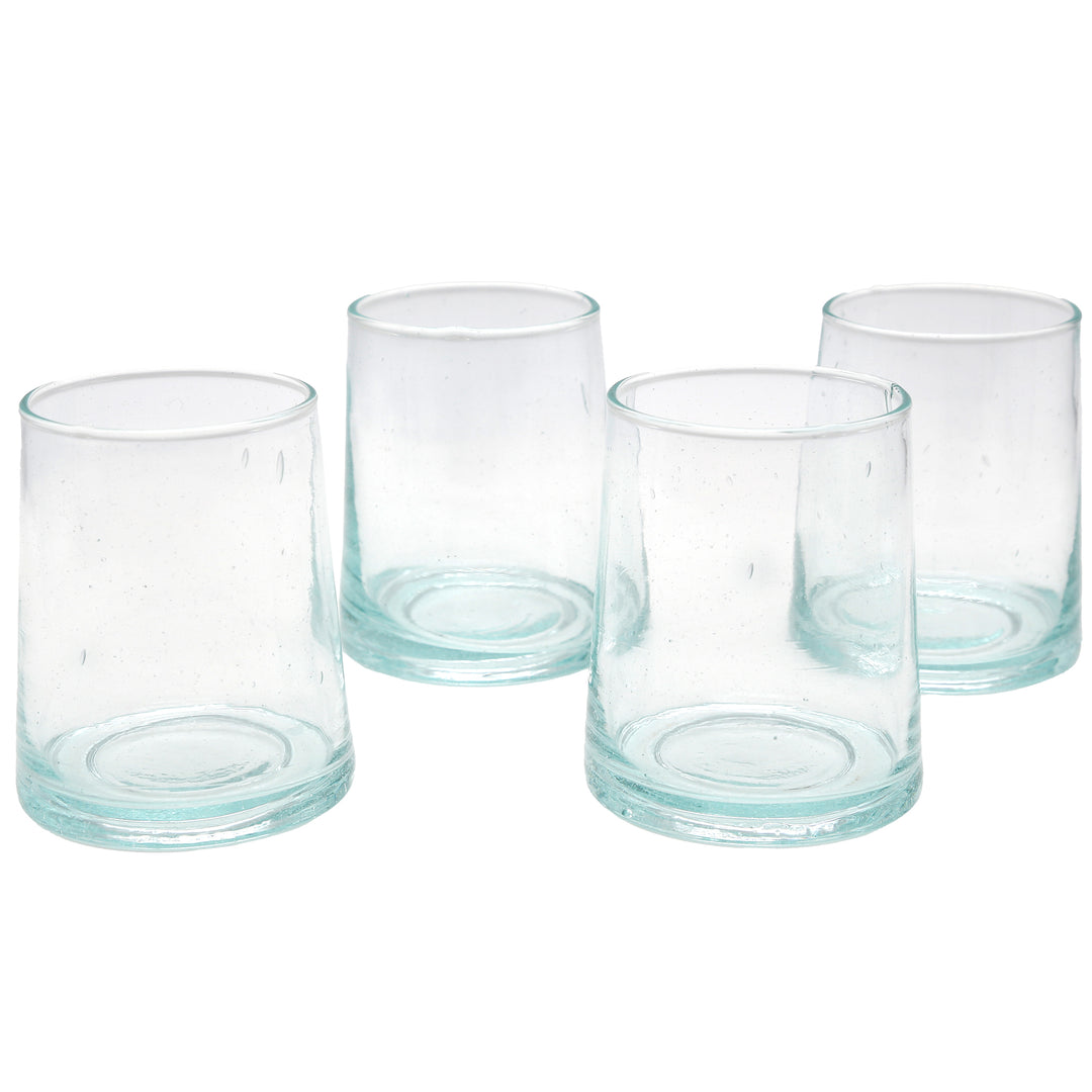 Cocktailglas i transparent design - koniskt format, lätt och handgjort