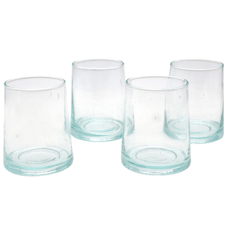 Cocktailglas i transparent design - koniskt format, lätt och handgjort