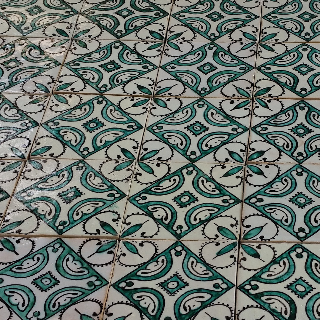 Handmålat kakel – boho ornament