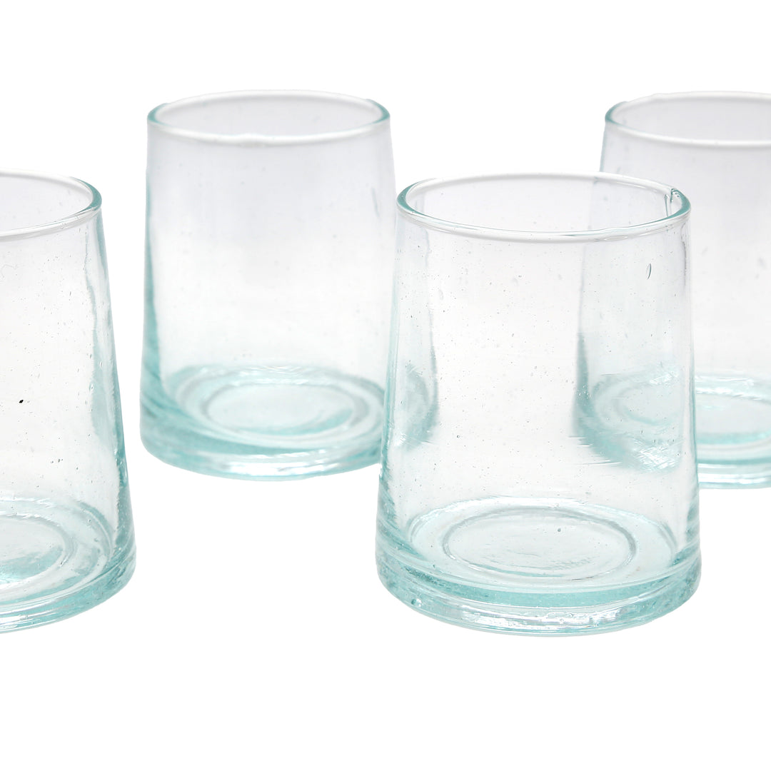 Transparenta glas för servering av iskaffe - snygga & handgjorda