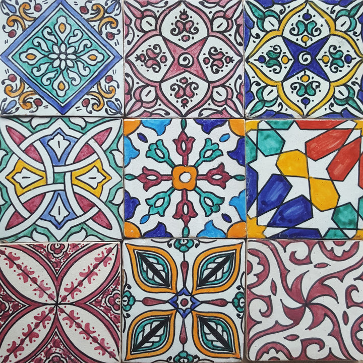 Handmålade plattor - set med 9 färgglada mix i boho-stil