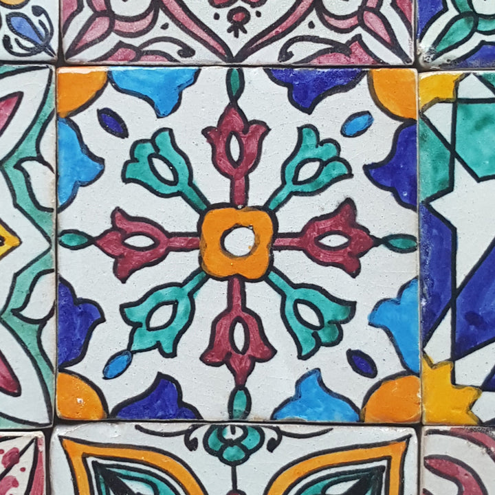 Handmålade plattor - set med 9 färgglada mix i boho-stil