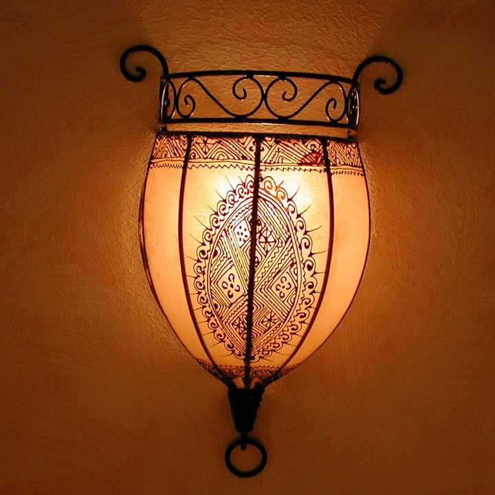 Henna läder vägglampa Nakous White