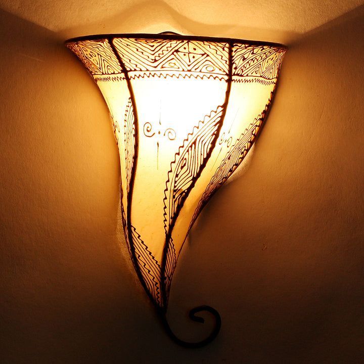 Läder vägglampa Mouza vit