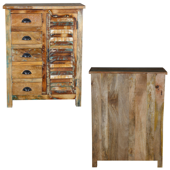 Framifrån och från sidan av en highboard gjord av gammalt trä med lådor och dörr, isolerad