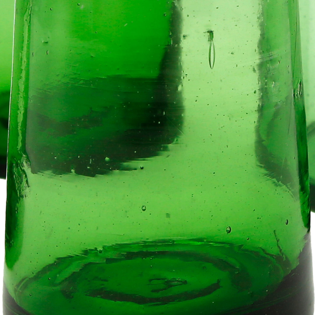 Set med 4 gröna glas för longdrinkar - handgjorda och uttrycksfulla