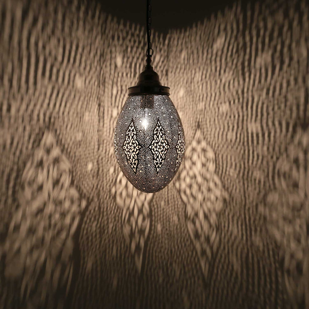 Orientalisk silverlampa Sanan