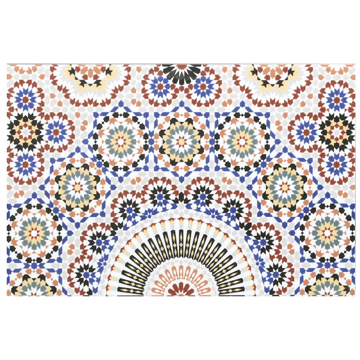 Detaljprovkakel av en keramisk väggplatta 40x25 cm i orientalisk design, flerfärgad