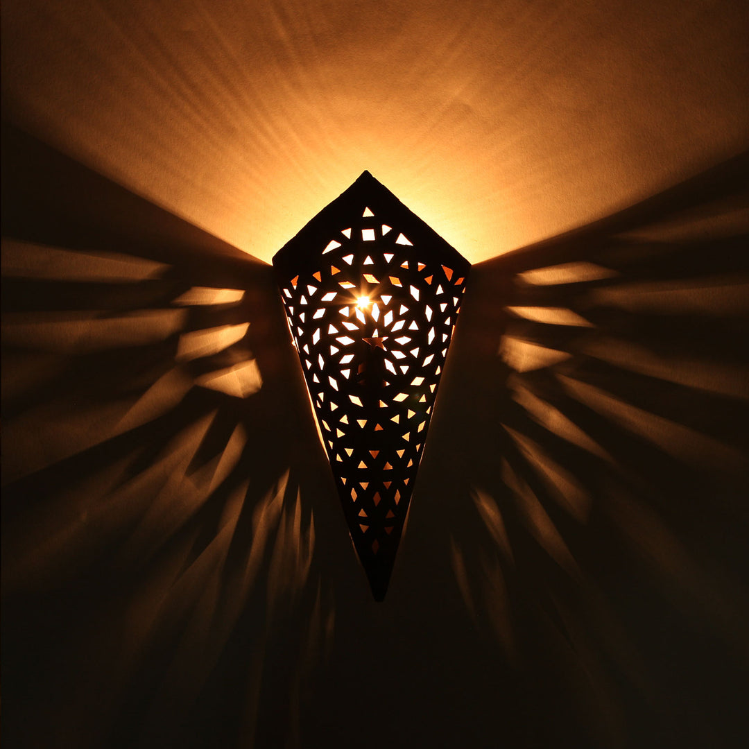 Orientalisk vägglampa i järn EWL03
