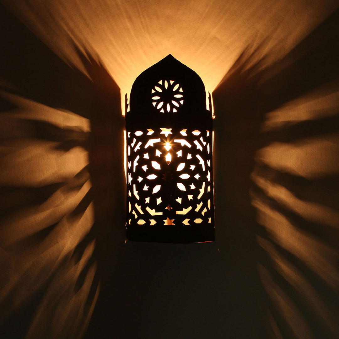 Orientalisk vägglampa i järn EWL02