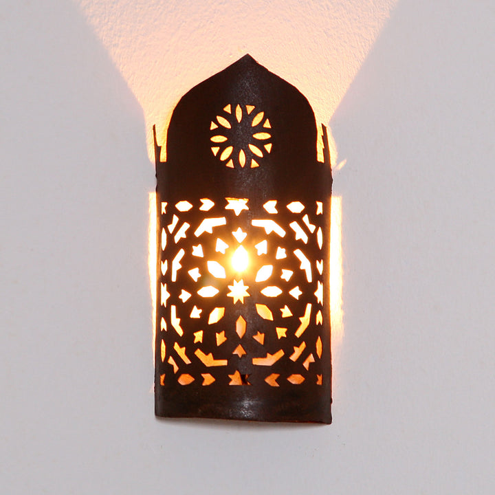Orientalisk vägglampa i järn EWL02