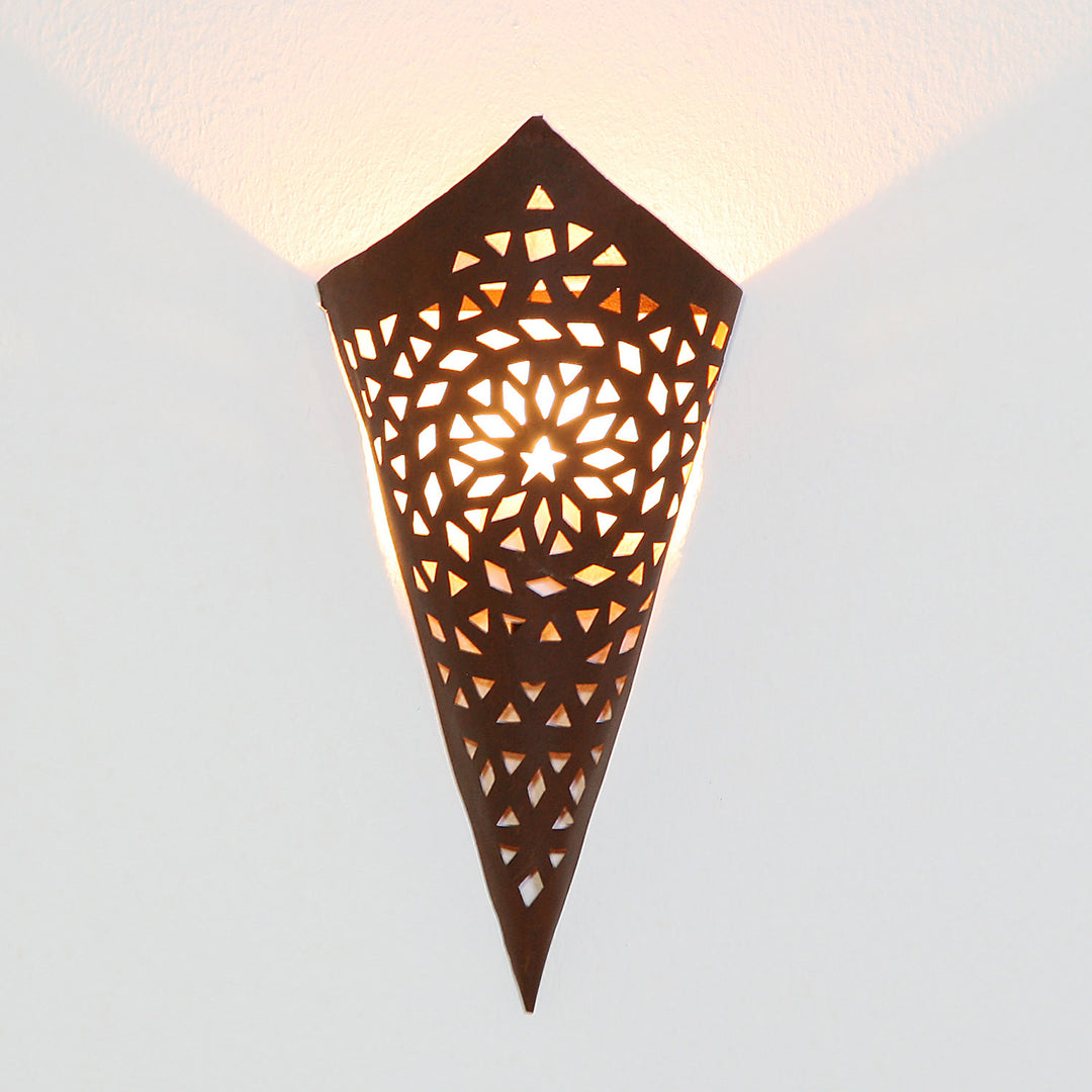 Orientalisk vägglampa i järn EWL03