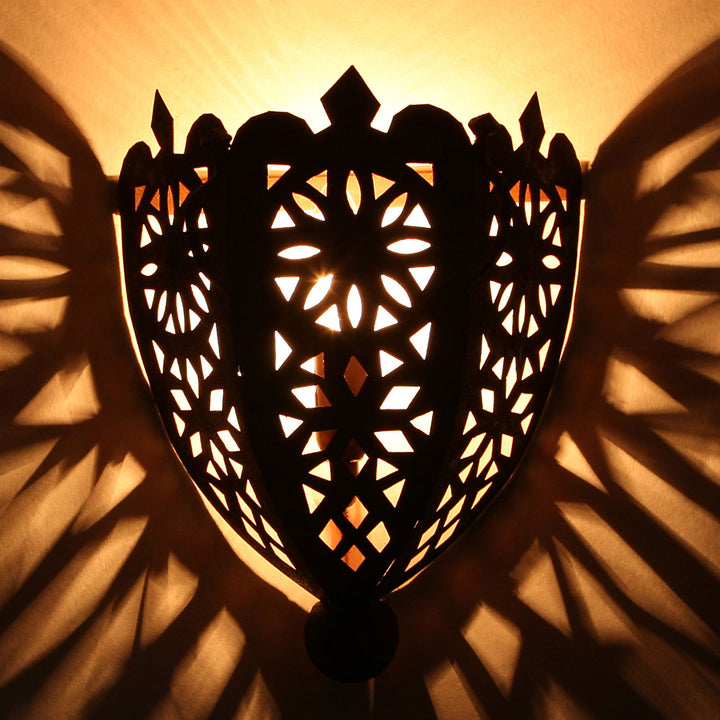 Orientalisk vägglampa i järn EWL06