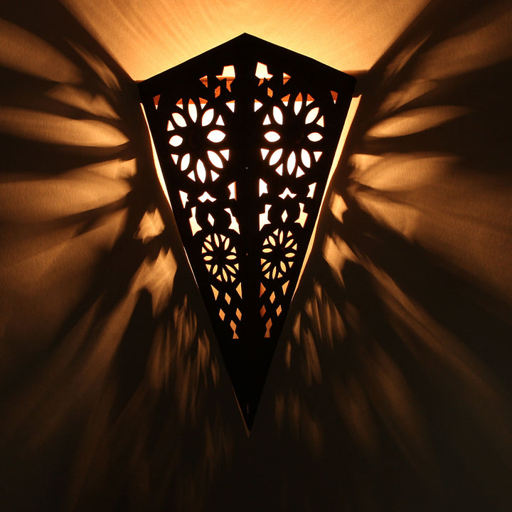Orientalisk vägglampa i järn EWL07