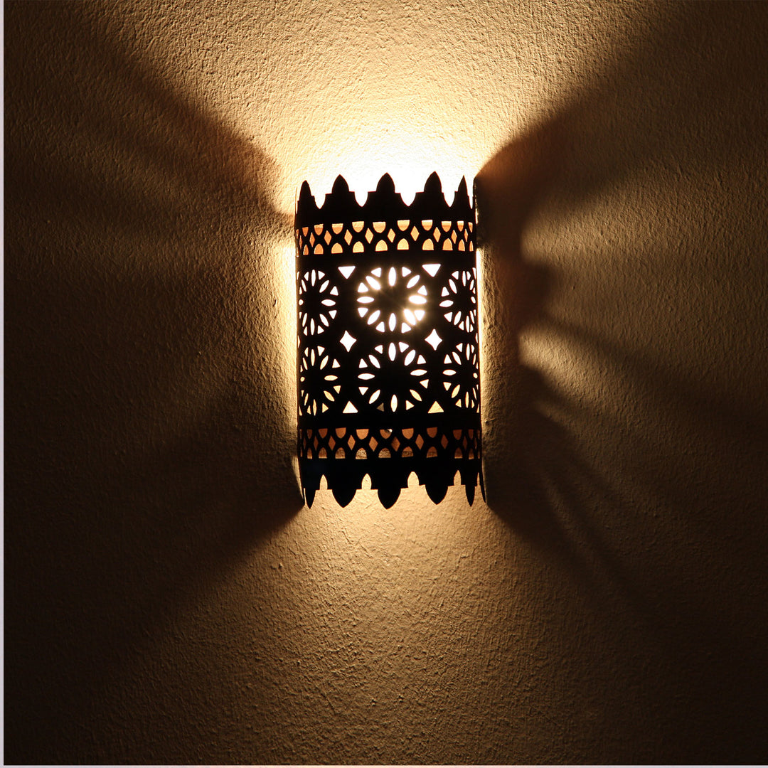 Orientalisk vägglampa i järn EWL17