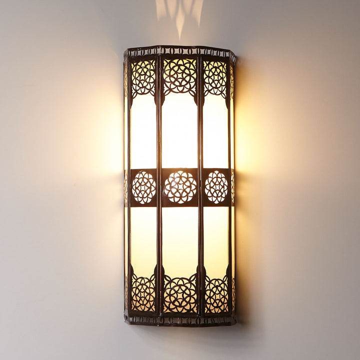 Orientalisk vägglampa Resmi