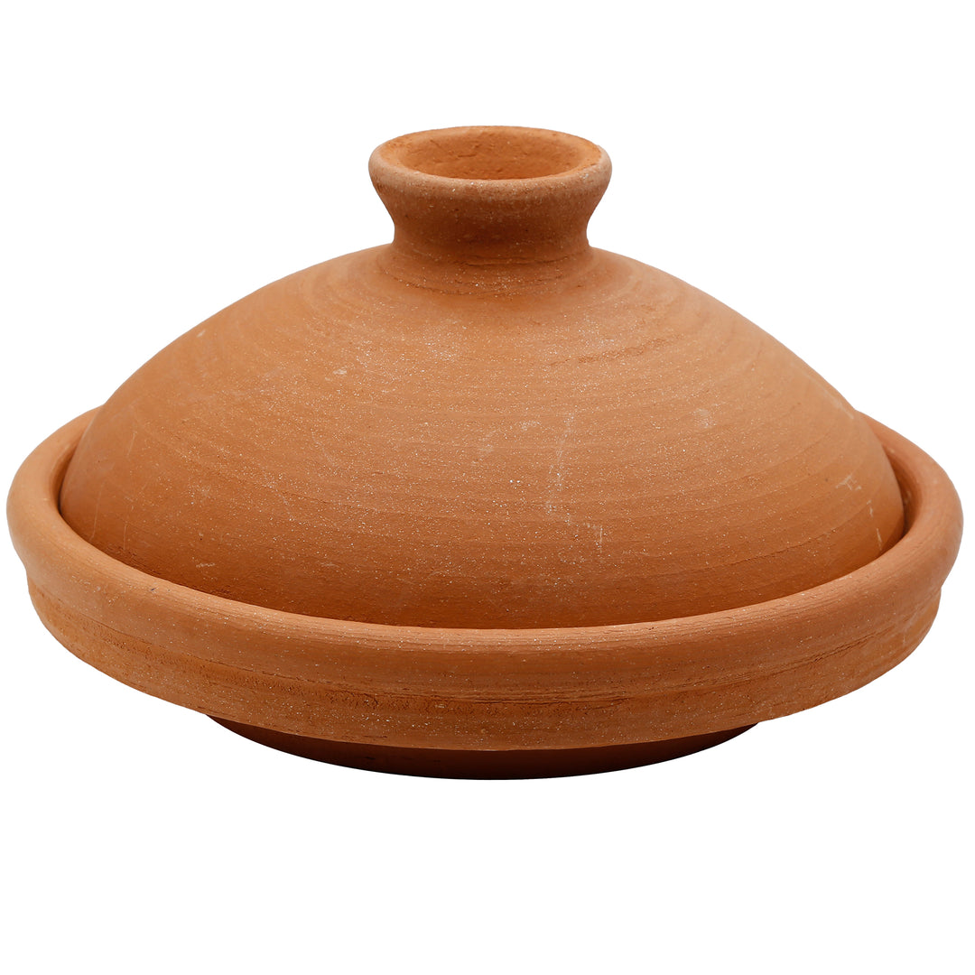 Tagine som oglaserad gryta av lera och lera, perfekt för 3-4 personer